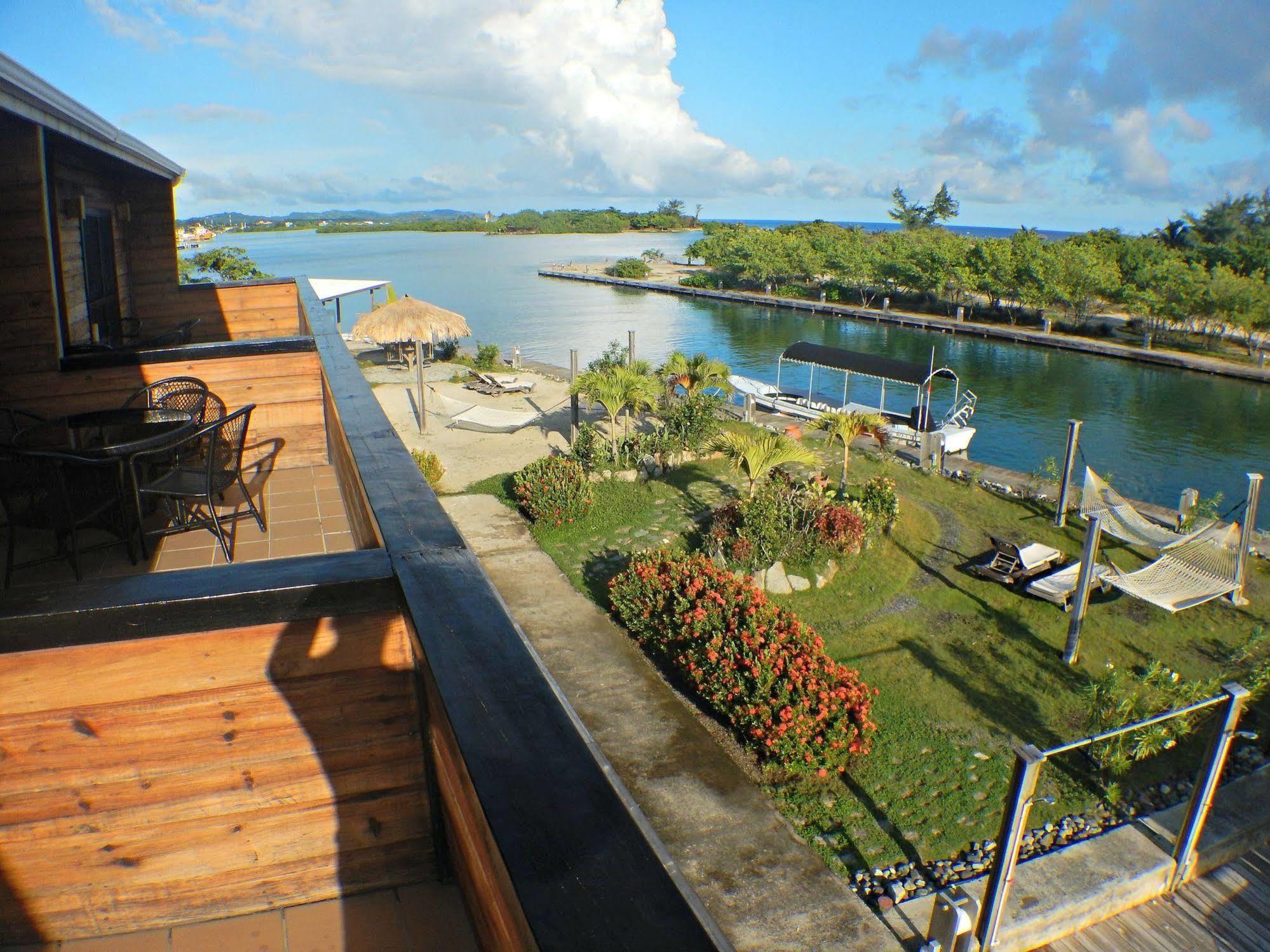 Barefoot Cay Resort Brick Bay Exterior foto